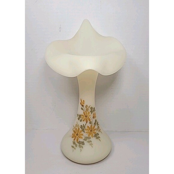 Vintage Fenton Art Glass Hand-Painted Custard Yellow Daisy Jack-In-Pulpit Vase